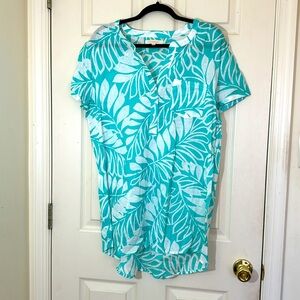 NEW Women’s Linen Shirt Size Large Blue & White Palm Leaves Pattern